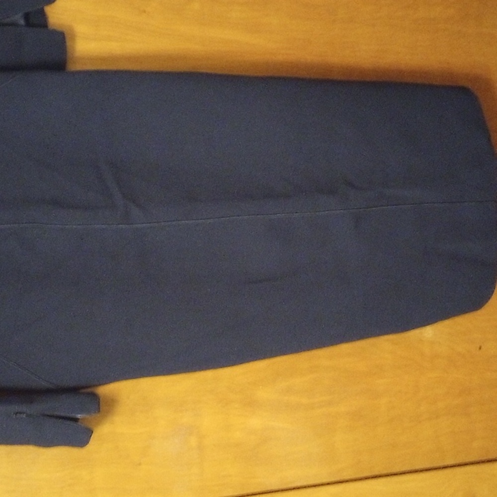 Dress - Picture 7 of 11